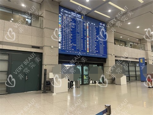 韩国机场大厅环境图
