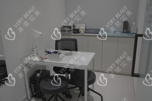 韓國歐佩拉整形外科面診室環(huán)境示意圖