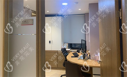 韓國(guó)來(lái)麗整形外科面診室圖