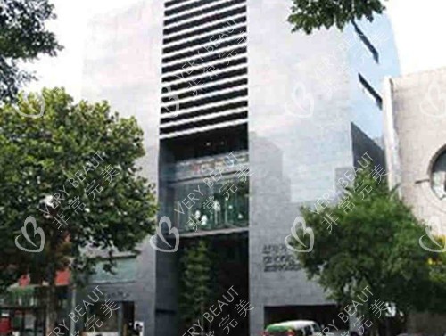 韓國友珍整形外科醫(yī)院所在大樓外景