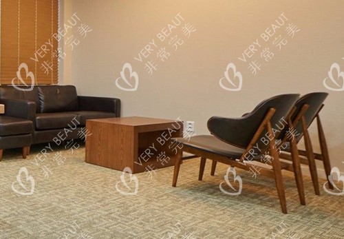 韓國(guó)一路美整形外科休息區(qū)環(huán)境