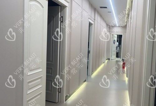 沈阳名流整形走廊照