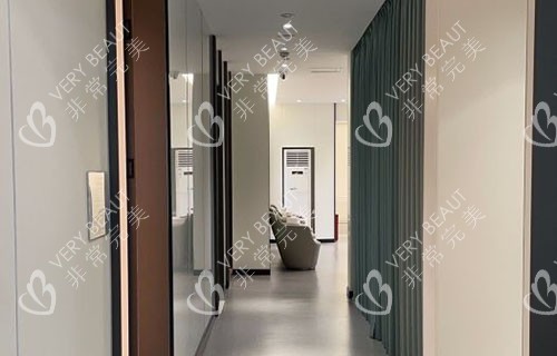 海口红妆尚整形走廊环境图