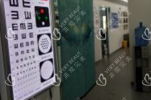 北京桓嘉視眼科清清視界走廊照片