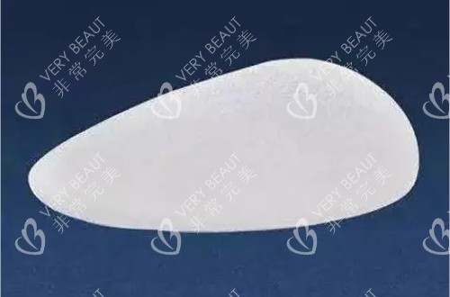 隆胸所用的水滴型假体照片