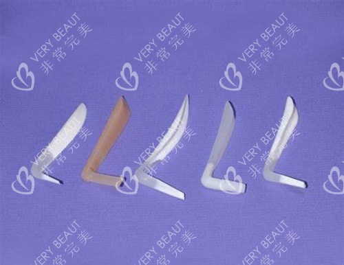 隆鼻假體材料示意圖