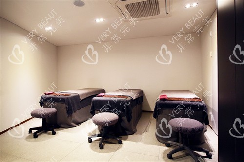 韓國童顏中心皮膚護(hù)理室