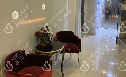 韓國必當(dāng)歸整形外科休息區(qū)