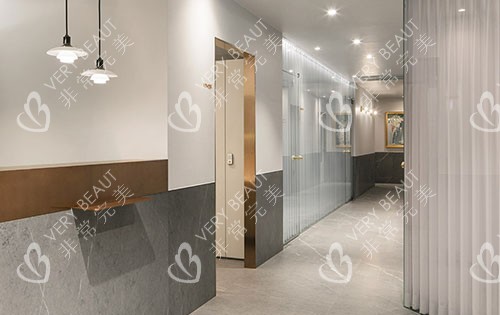 韩国Dayone皮肤科内部环境实拍图