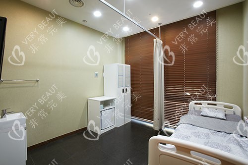 韓國綺林整形外科整形術(shù)后<span style=