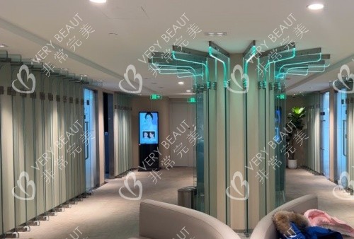 成都艺星整形美容医院室内环境图