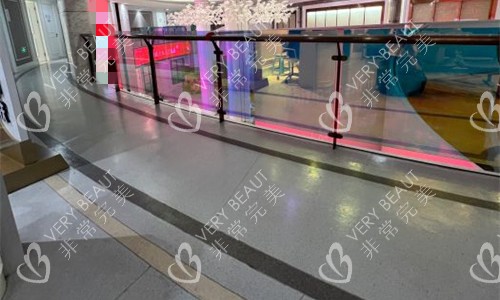 北京美莱整形走廊图