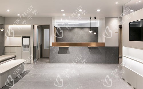 韩国dayone江南站店皮肤护理咨询台 韩国dayone江南站店皮肤护理咨询台