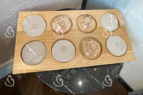 韩国满心整形外科胸部假体展示 韩国满心整形外科胸部假体展示