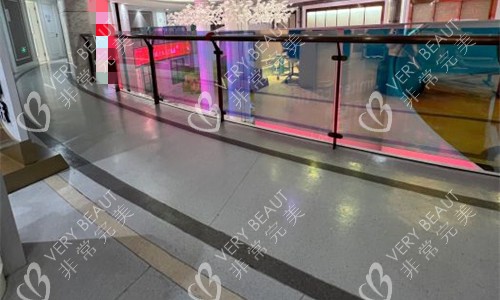 北京美莱整形走廊图