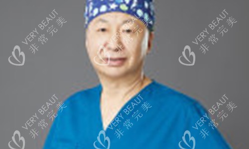 王志坚医生照片