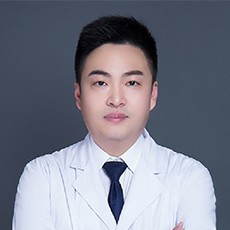 南京鼻祖医疗整形美容医院-王刚-韩国整形医生