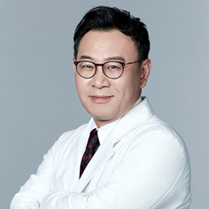 李昌焕—韩国Qline整形外科医院