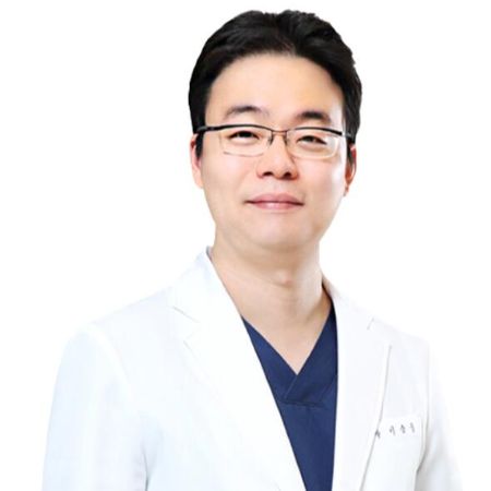 韩国YJ整形外科-李承钟-韩国整形医生