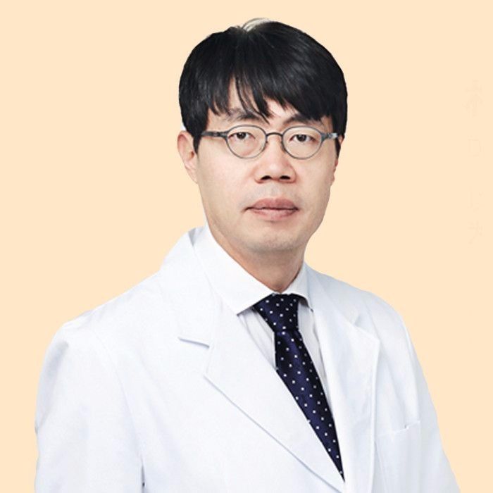 樸宰賢—韓國艾恩整形外科
