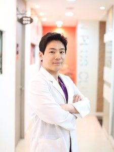 韩国nplus整形外科-尹贤哲-韩国整形医生