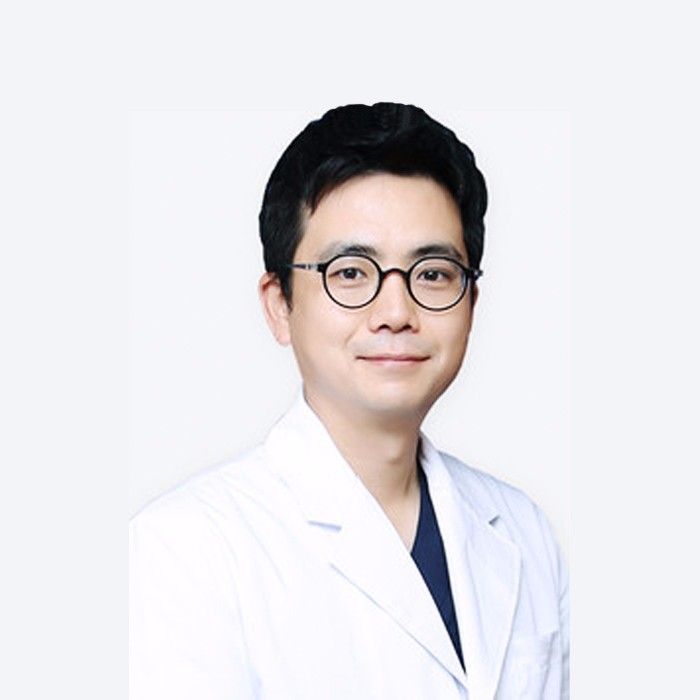 韩国女神整形外科-柳世铉-韩国整形医生