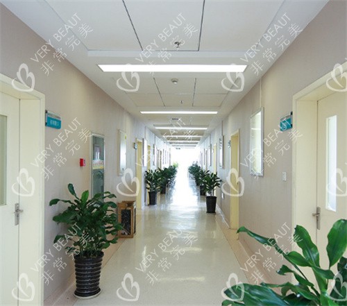 成都西区医院整形科走廊