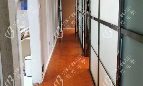乌鲁木齐张瑞红医疗美容走廊图