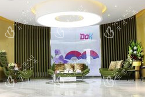 成都铜雀台整形大厅等候区环境