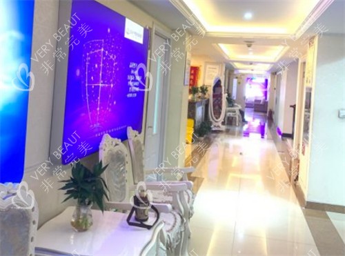 包头叶子整形走廊环境图