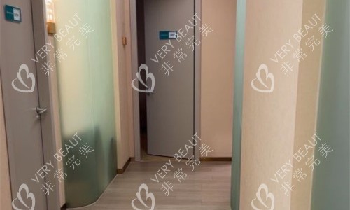 长沙爱思特整形诊室门口图