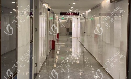 深圳富华整形走廊图