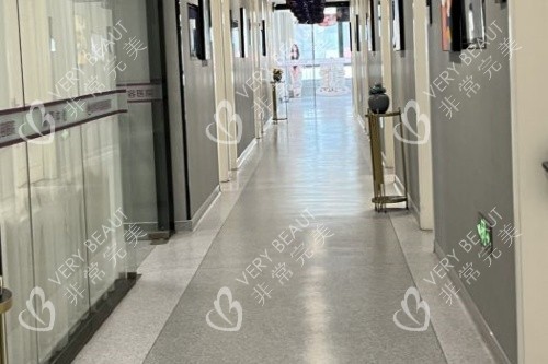 徐州华美美容医院走廊