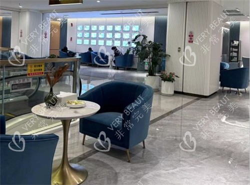 重庆铜雀台整形等待区
