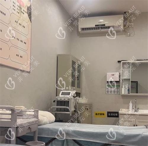 深圳福雅整形医院诊疗室