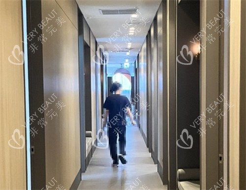 韩国奥嘉娜皮肤科走廊