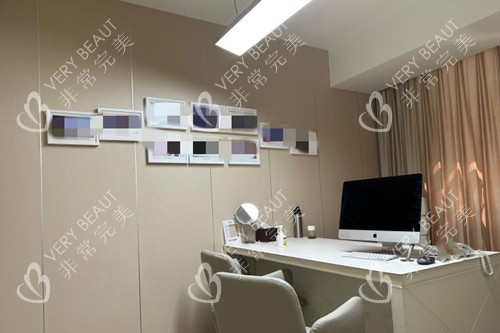 成都艺星整形面诊室环境示意图