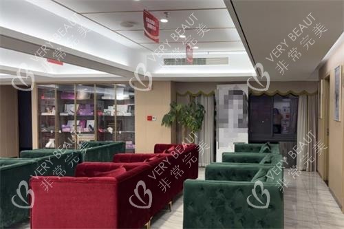 湖北武汉江城整形外科医院休息区