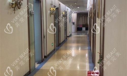 佛山曙光金子整形走廊图展示