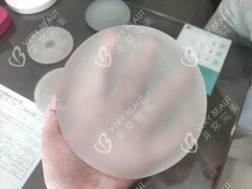 毛面曼托