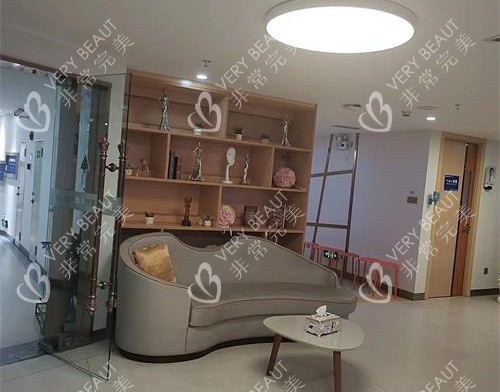 深圳富华沙发休息区