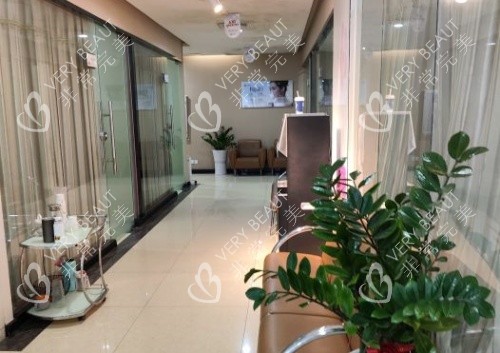 福州名韩整形走廊环境示意图