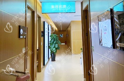 福州名韩医疗美容走廊环境图