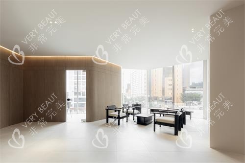 清潭antian抗衰醫(yī)院大廳休息區(qū)