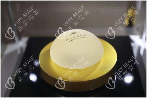 豐胸手術(shù)傲諾拉閃耀隆胸假體