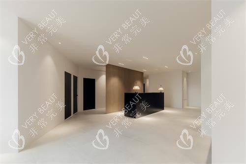 韓國(guó)清潭antian抗衰醫(yī)院前臺(tái)大廳