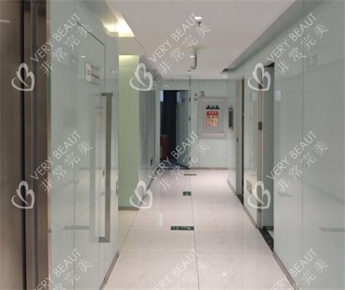 北京雅宸医疗美容走廊照片