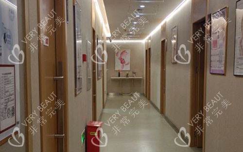 恩施天后医疗美容走廊环境图