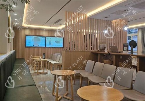 北京丽合医疗美容照片展示图
