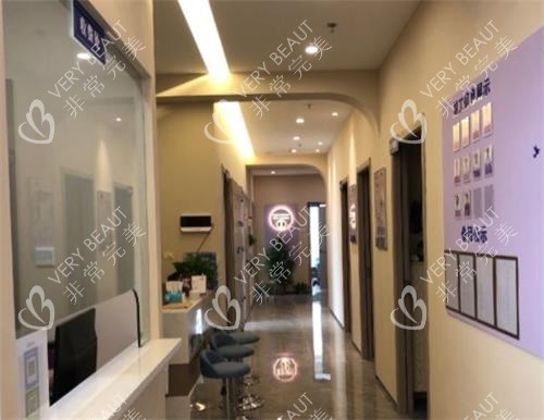 深圳素仁整形过道
